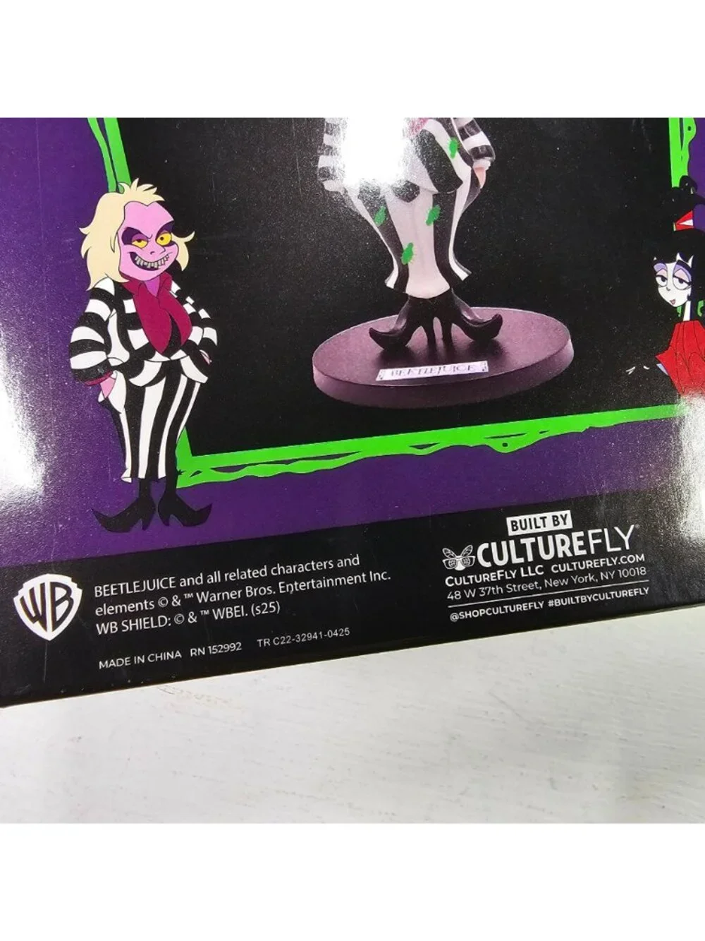 Beetlejuice & Lydia 4.5” Vinyl Figures Set of 2 NIB CultureFly